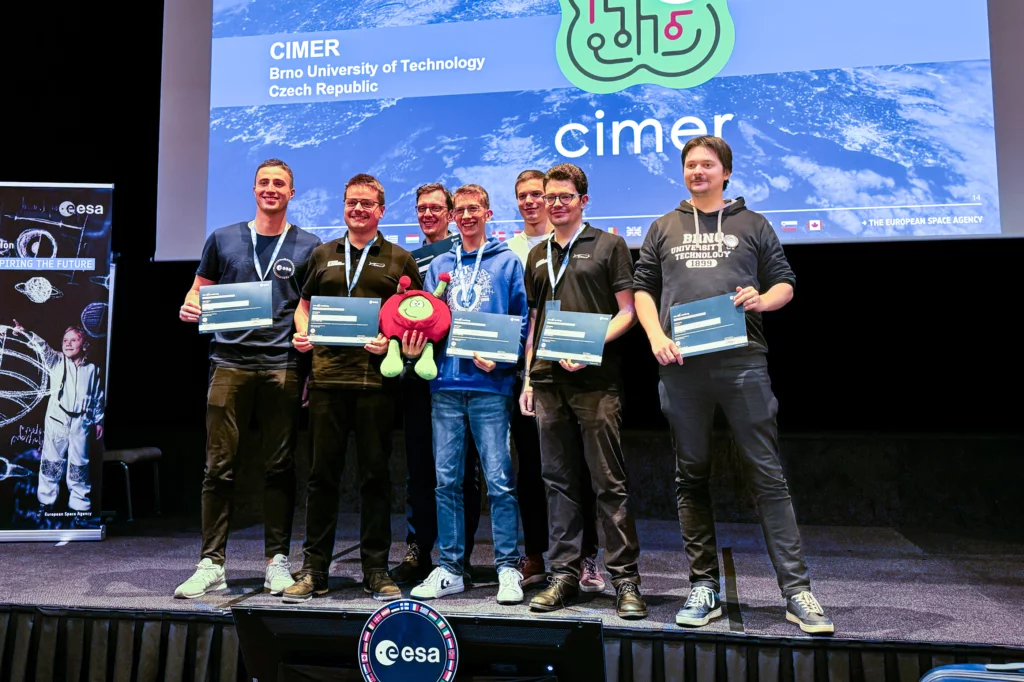 Tým YSpace v ESA s projektem CIMER