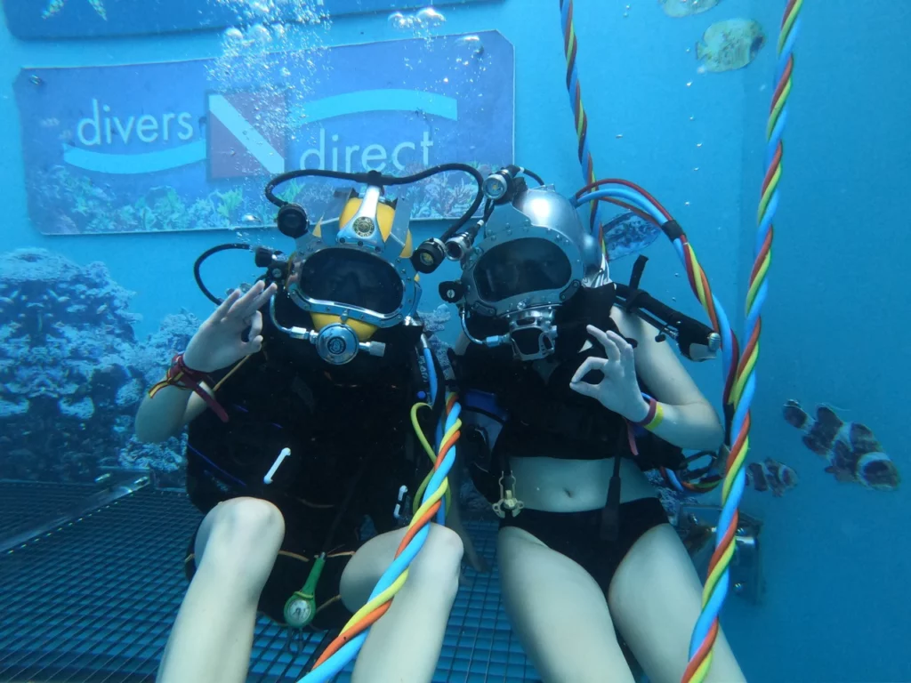 Kadeti mise Zero-G na kurzu potápění