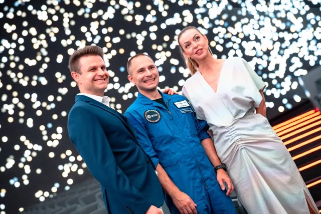 Autoři knih s astronautem Alešem Svobodou