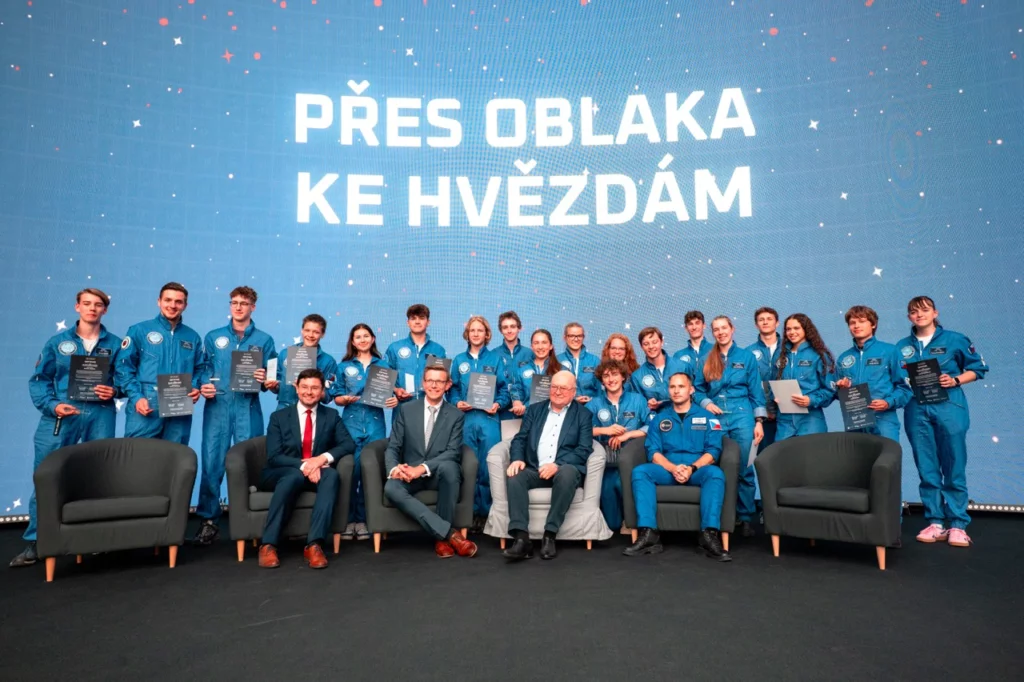 Přes oblaka ke hvězdám: Slavnostní křest knih Aleše Svobody