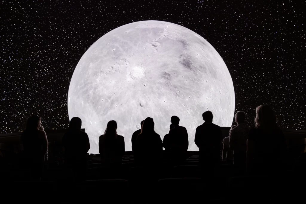 Iluze 3D zážitku v Planetáriu Praha, kredit: Planetum