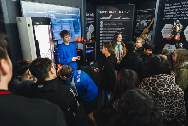 Expozice letectví na road show ČS