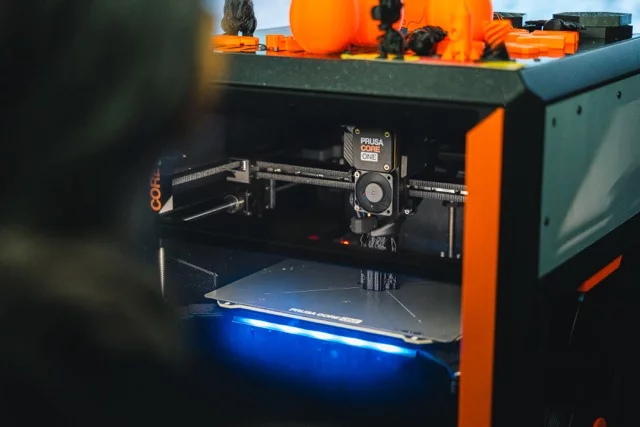 Výběr technologických témat v pavilonu z hexagonů