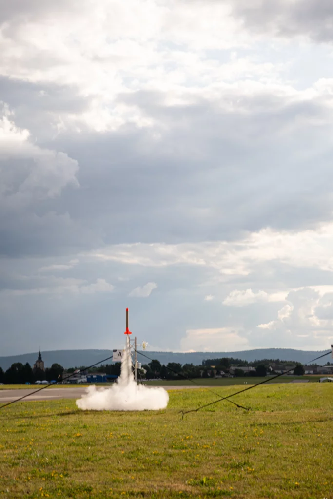 Start rakety na Czech Rocket Challange