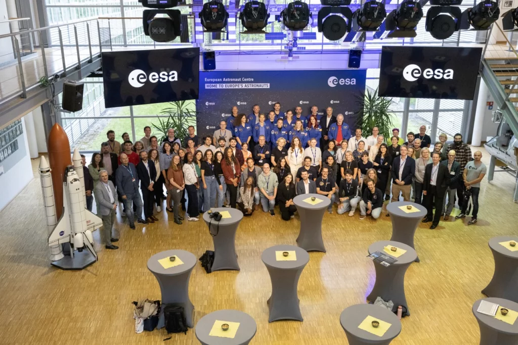 RESERVE ASTROS CEREMONY