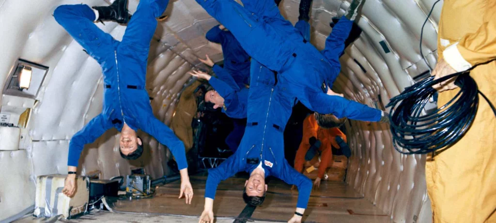 Výcvik astronautů a parabolický let beztíže, ilustrační foto